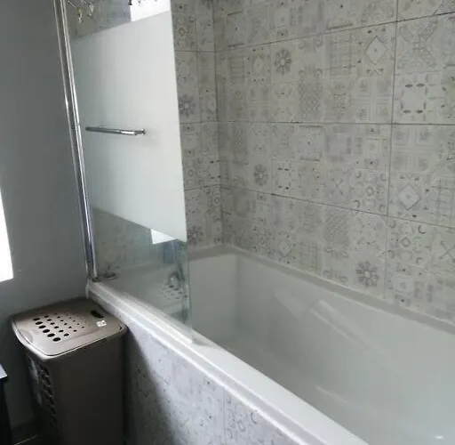 Nyaraló Jolie Maison En Pierre Proche Centre-ville Cherbourg en Cotentin