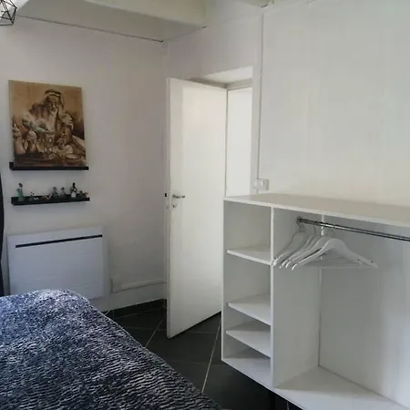 Jolie Maison En Pierre Proche Centre-ville * Cherbourg-en-Cotentin