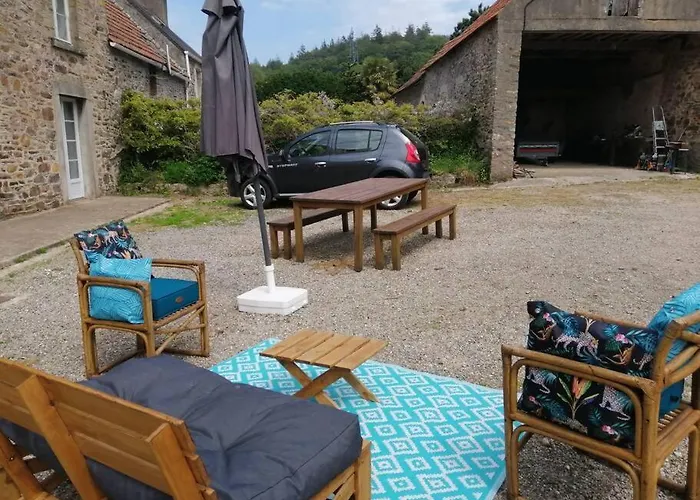 Vakantiehuis Jolie Maison En Pierre Proche Centre-ville *