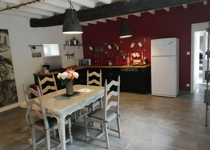 Jolie Maison En Pierre Proche Centre-ville * シェルブール・アン・コタンタン